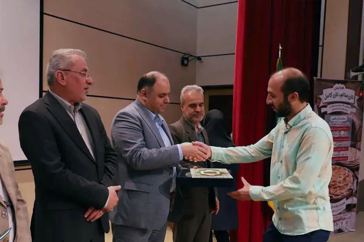 همایش «نان سالم و نان کامل» در دانشگاه علوم پزشکی قزوین برگزار شد