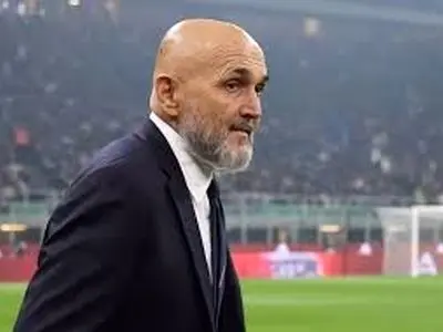 ویدئو: درگیری شدید اسپالتی با داور دربی ایتالیا