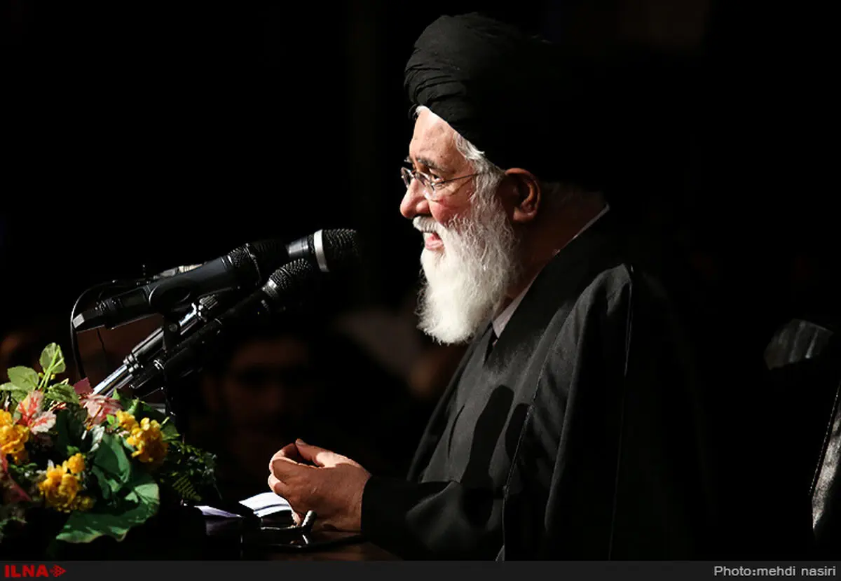 اخذ ویزای ۴۰ دلاری هیچ توجیهی ندارد/ ستاد اربعین تشکیل می‌دهند که پول بیشتری از مردم بگیرند!