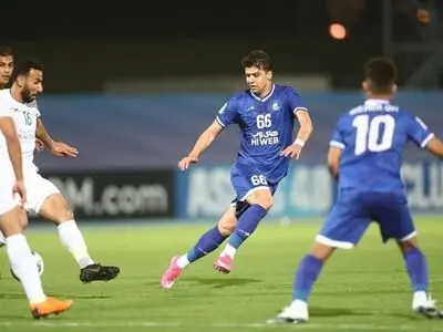 خطر محرومیت ۴ بازیکن الاهلی عربستان