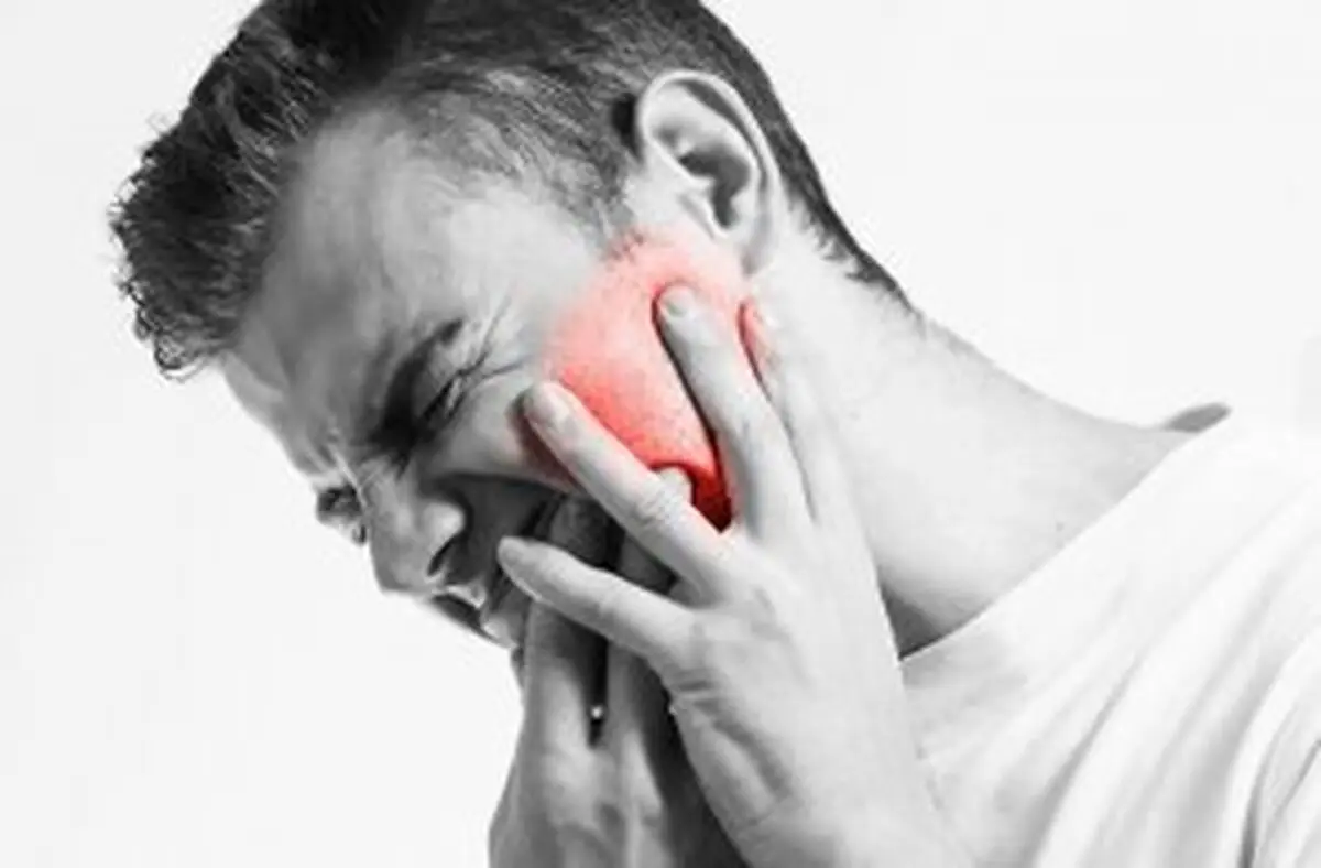 صدا دادن فک چقدر خطرناک است؟ چطور درمان کنیم؟