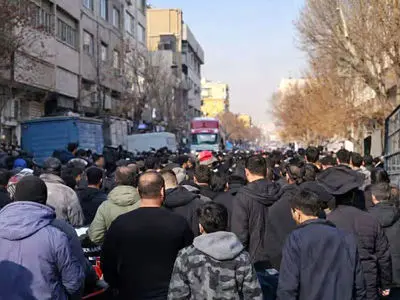 انتظارات تورمی مخرب‌تر از تورم واقعی است/ دولت برنامه کوتاه‌مدت ارائه کند/ امنیتی‌سازی اعتراض اقتصادی خطایی راهبردی است