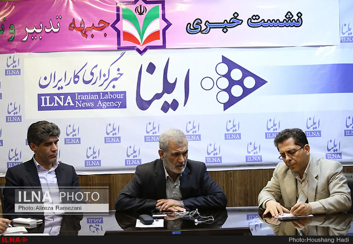 درآمد نفت در دولت احمدی‌نژاد صرف واردات محصولات بنجل شد / اصولگرایان به دلیل حمایت از احمدی‌نژاد، مقصر هستند