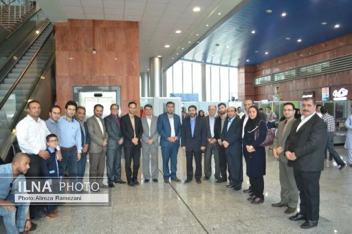 استقبال از مسافران فرودگاه سردارجنگل‌رشت به مناسبت هفته گردشگری