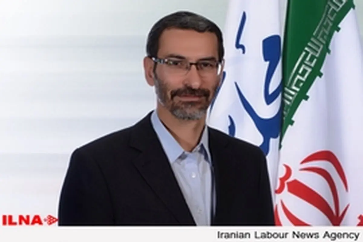 انکار نقش اصولگرایان در پیروزی احمدی‌نژاد منشاء اختلاف وی با اصولگرایان بود