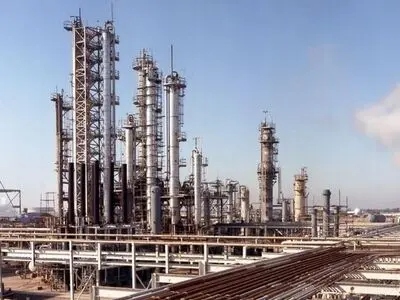 آتش‌سوزی در پتروشیمی آبادان/ کارگران آسیب ندیدند