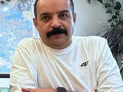 داستان هیچ‌گاه نمی‌میرد