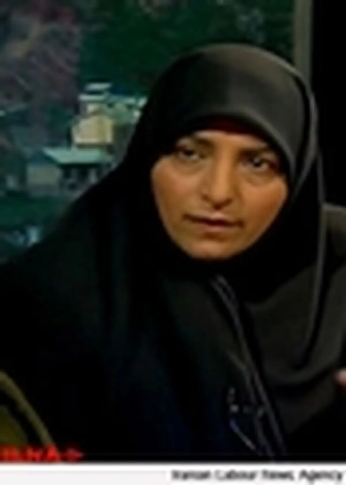 نگاه به مساله پوشش و حجاب زنان نباید کاملا مردانه باشد