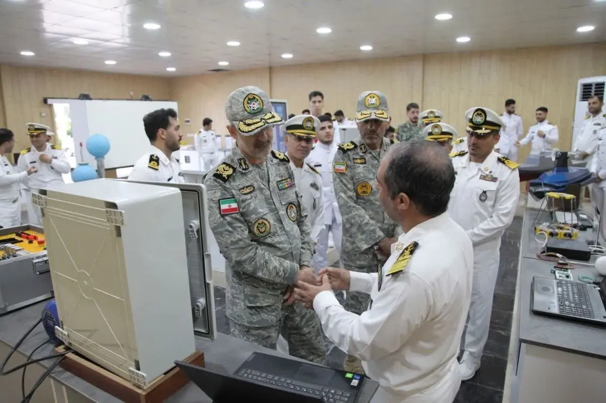 هیئت ارزیابی عملکرد مراکز آموزشی ارتش از دانشگاه علوم دریایی نوشهر بازدید کرد
