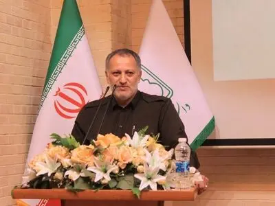 منشا تمام فسادها ریشه سیاسی دارد/  مدیران بی‌دانش عرصه را برای فعالیت نخبگان تنگ نکنند