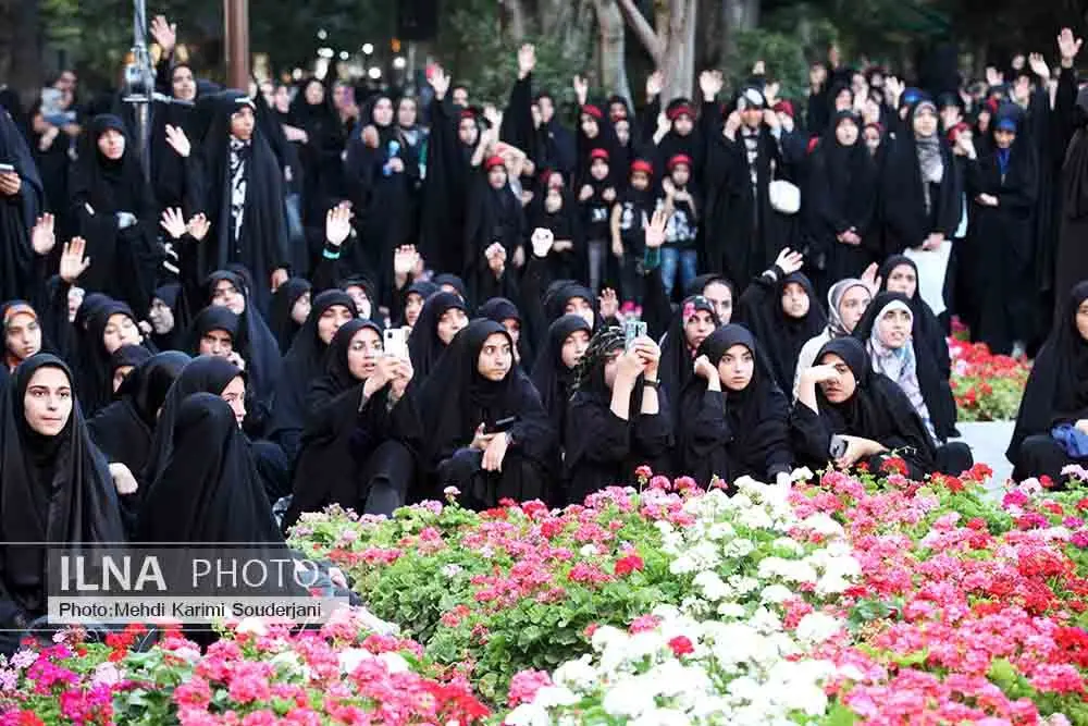 اجتماع دختران دهه هشتادی در اصفهان