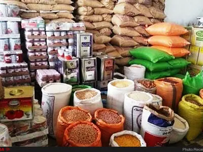  نگرانی برای تامین کالاهای اساسی استان وجود ندارد/ تا پایان سال ذخیره داریم /  فروش گوجه فرنگی به عراق قبل از ممنوعیت صادرات بود 