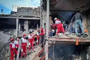 تاکنون بیش از ۱۹۰۰ نفر در ایران جان باخته‌اند؛ ۲۰ هزار نفر مجروح شدند