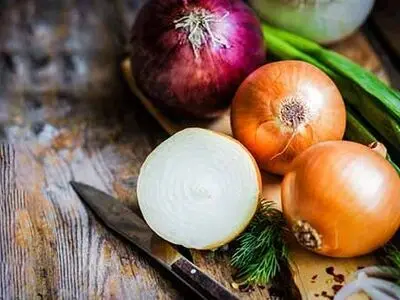 بهترین روش و اصول نگهداری پیاز برای مدت بیشتر