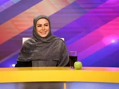 فلور نظری به شبکه سحر می‌رود