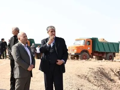 بازدید رئیس سازمان انرژی اتمی از روند احداث نیروگاه اتمی ۳۰۰ مگاواتی کارون