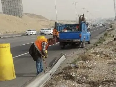 نصب و تعمیر 300 شاخه گاردریل در راه‌های کرج