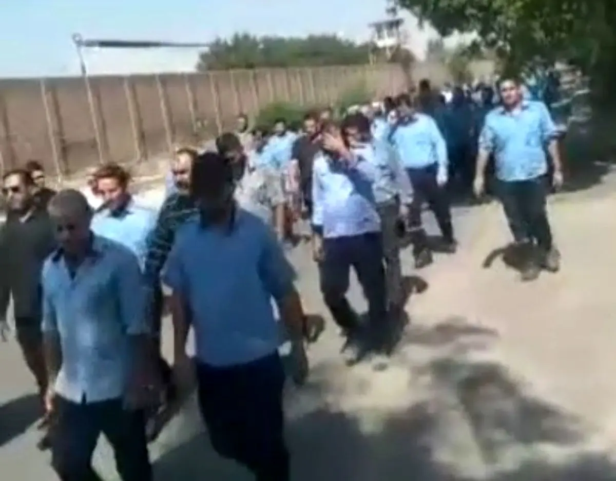 ادامه اعتراض کارگران گروه ملی فولاد ایران 