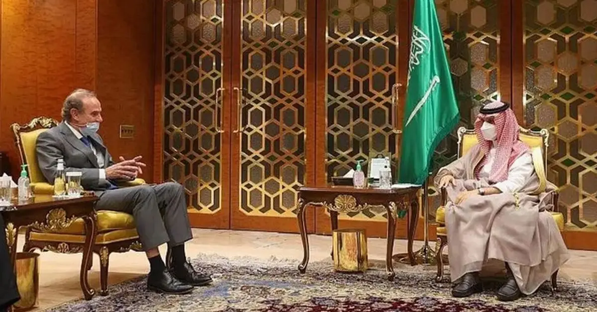 دیدار برجامی مورا و بن‌فرحان در ریاض 