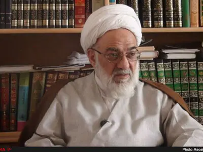 سیدمحمد خاتمی از  آیت‌الله گرامی عیادت کرد