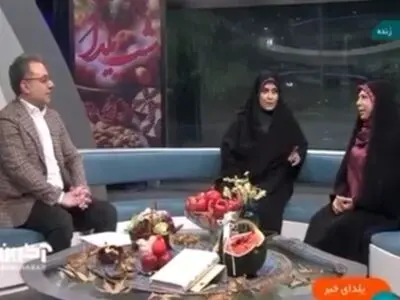خاطره گوینده خانم خبر صداوسیما از روزی که با موتور خود را به پخش زنده رساند! + فیلم