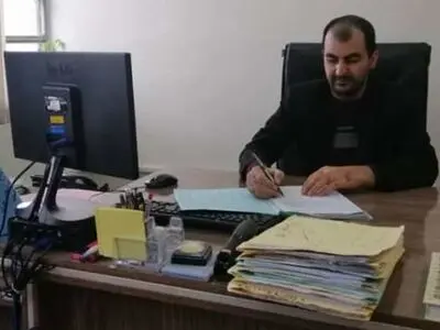 قاضی که حکم زندان صادر نمی‌کند/ مطالعه کتاب و پاکسازی حاشیه دریاچه ارومیه احکام قاضی مرادی