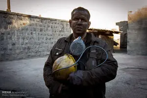 واکنش نماینده اصفهان به انسداد حساب‌ شرکت ذوب آهن و بلاتکلیفی کارگران