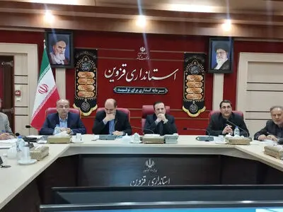 دانشگاه‌های قزوین با تربیت نیروهای ماهر نیاز صنایع استان را رفع کنند