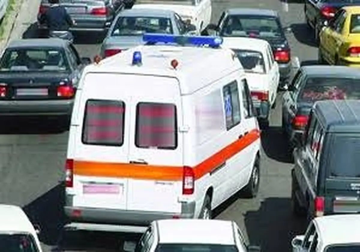 هشدار پلیس راهور درباره تردد پشت سر خودروهای امدادی در حال ماموریت