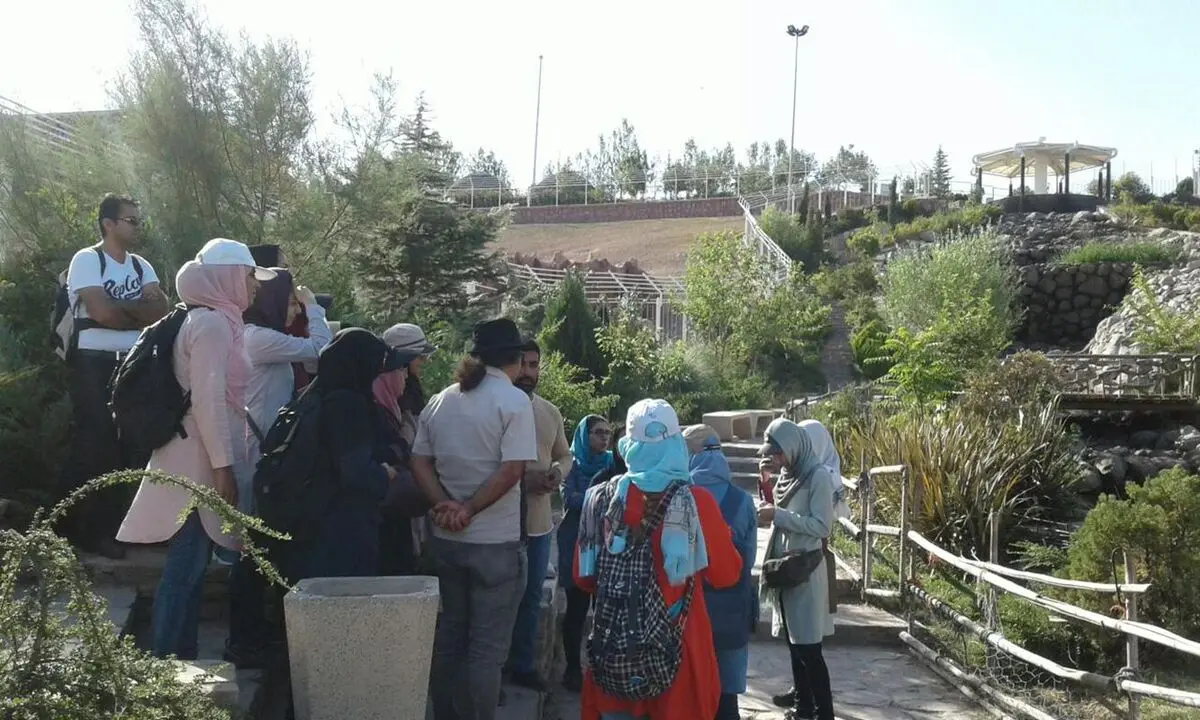 معاون گردشگری: کار راهنمایان گردشگری سخت‌تر از کارگری معدن است/خلیل‌آبادی: ما نفت را با التماس می‌فروشیم، اما درآمد ترکیه از گردشگری است