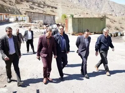 بازدید میدانی استاندار قزوین از پروژه راه قزوین ـ الموت ـ تنکابن