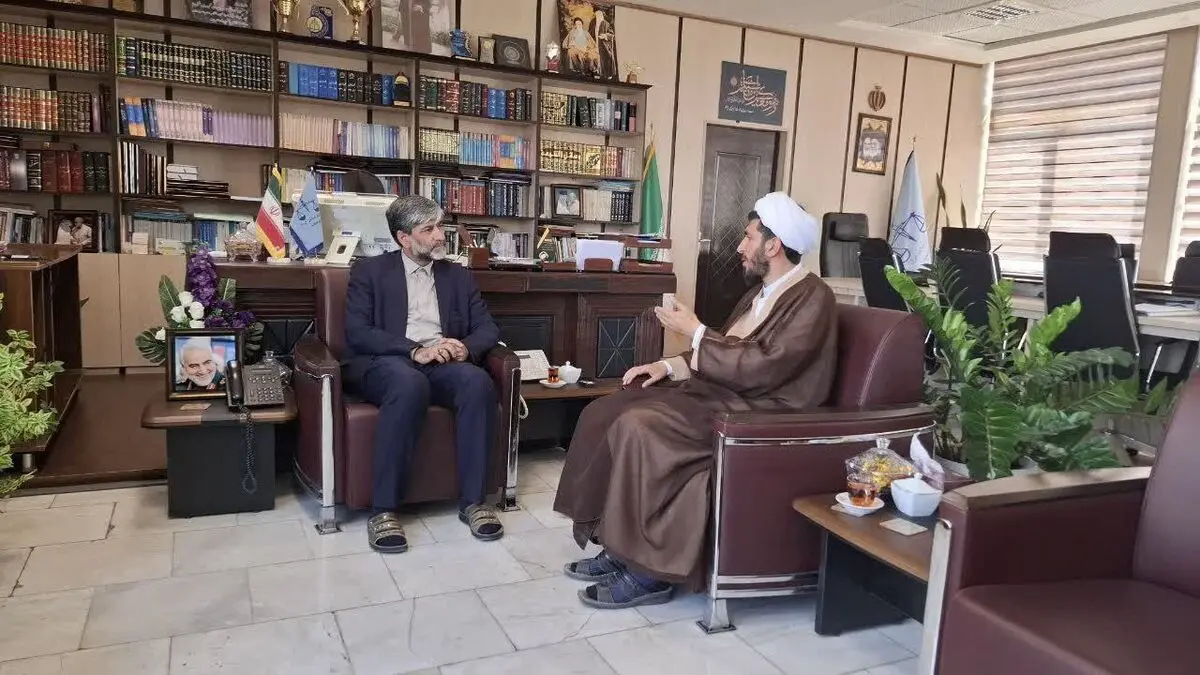 دیدار امام جمعه تکاب با رییس  کل دادگستری آذربایجان غربی