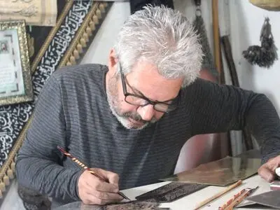 «زخمه بر فولاد» به شبکه مستند رسید
