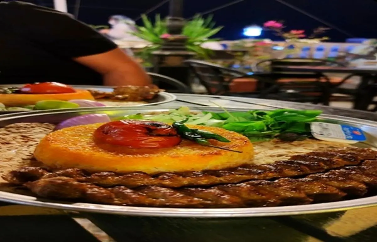 رونمایی برخی رستوران‌ها از غذای «اقتصادی»/ نیم‌پرس چلوکباب ۲۹۰ هزار تومان