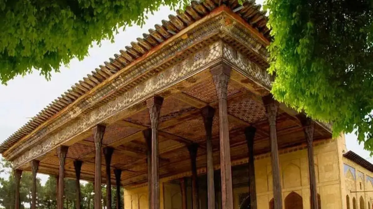 مرمت چهلستون در دستور کار 