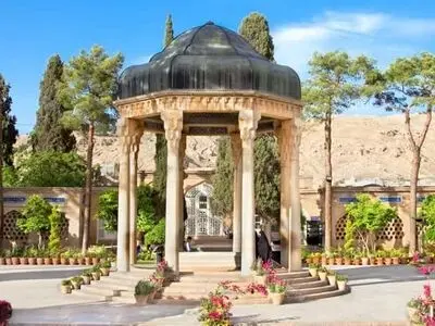 ​ساماندهی و مرمت حافظیه آغاز شد