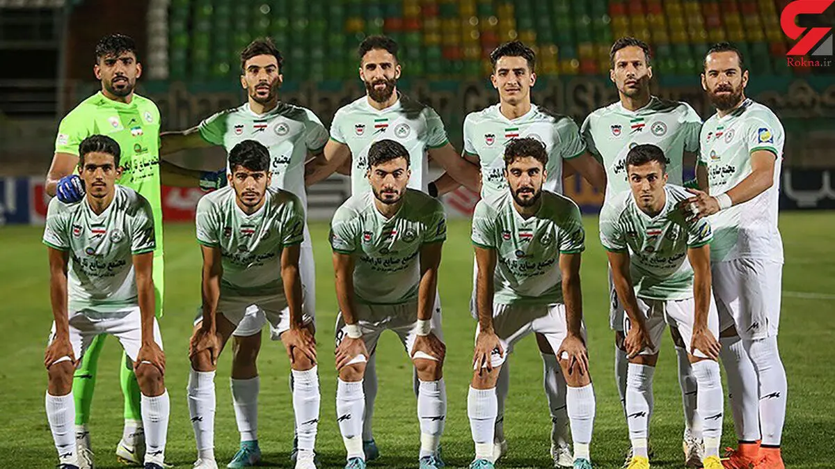 ویدیو:  اخراج نادر محمدی مدافع ذوب آهن مقابل فولاد خوزستان