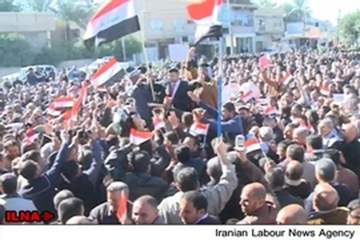 صد‌ها کارگر عراقی به دلیل تاخیر در پرداخت حقوق‌شان تظاهرات کردند