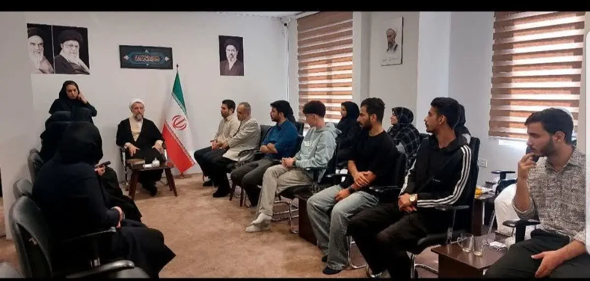 امام‌جمعه قزوین بر پیگیری مطالبات جامعه ناشنوایان تأکید کرد 