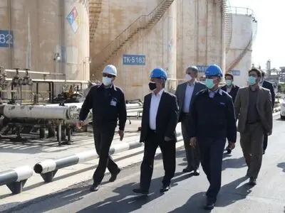 بازدید مدیرعامل تاپیکو همزمان با روز کارگر از پالایشگاه ایرانول 