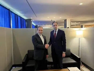 عراقجي ينتقد تذبذب مواقف أوروبا ومطالبها غير القانونية: دبلوماسية مزيفة تعيق الحلول السلمية