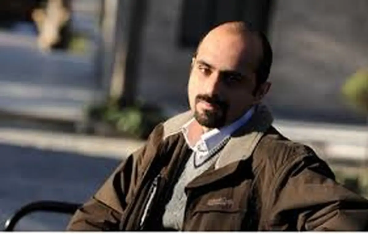 پیمان خاکسار رمانی از دان دلیلو را ترجمه میکند