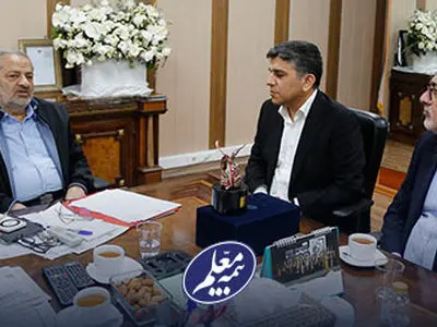 تأکید بر توسعه خدمات بیمه‌ای فرهنگیان