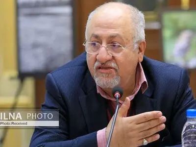 ایجاد حریم تئاترشهر می‌تواند از راهِ تغییراتی در معماری یا پوشش گیاهی باشد/ مدیریت شهری باید پاسخگوی عملکرد ضعیفش در رفع معضل دستفروشی چهارراه ولیعصر باشد/ رسیدگی به گروه‌های بزهکار محوطه وظیفه مقامات امنیتی است