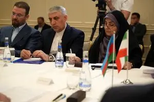توافق ایران و آذربایجان بر ساماندهی حمل‌ونقل کالا در مرز دو کشور
