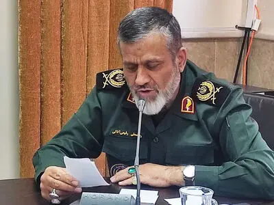 روحانیت نبرد دینی با دشمنان را هدایت می‌کند