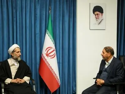 دیدار عضو حقوقدان شورای نگهبان با نماینده ولی‌فقیه در استان قزوین