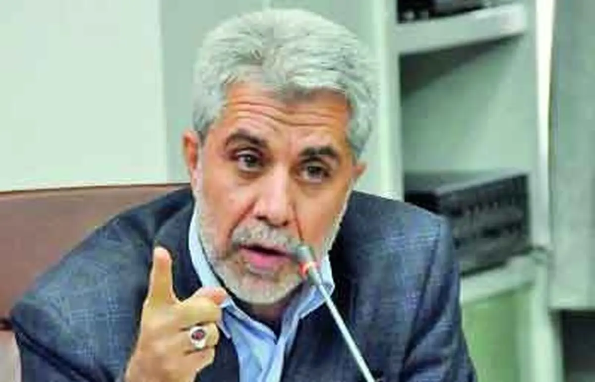 دشمن به دنبال فرار سرمایه‌ها از کشور است/اختلافات را کنار بگذاریم/ اصناف سنگربانان اقتصاد اجتماعی هستند