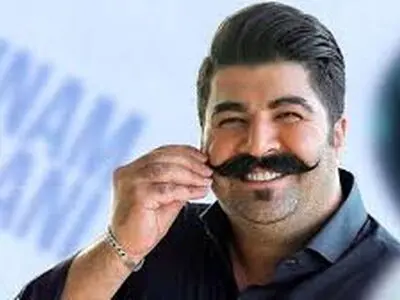 خوانندگی بهنام بانی زیر باران استرالیا + فیلم