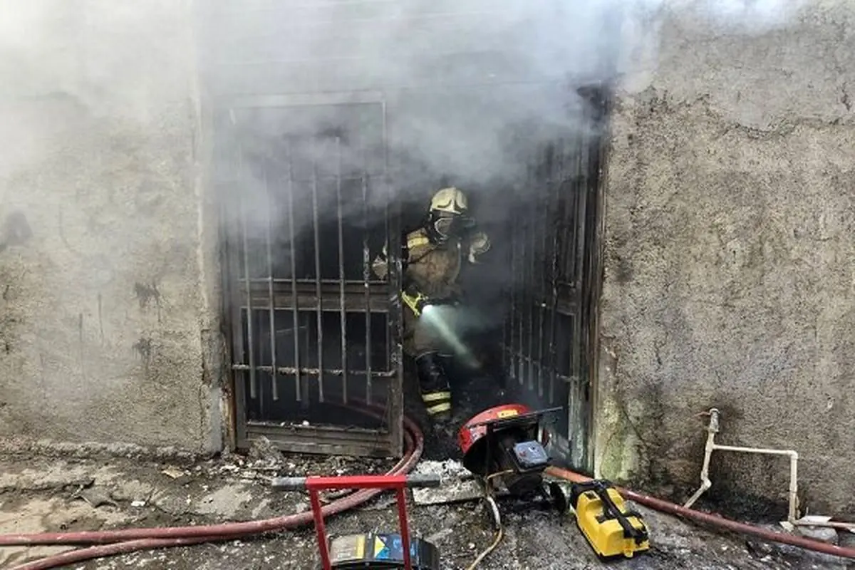 مرگ کارگر ۶۵ ساله بر اثر آتش‌سوزی کارگاه رنگرزی در تهران